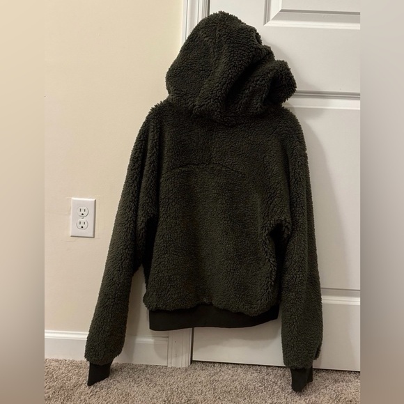 Lululemon Textured Fleece 1/2 Zip Dark Olive Size 10 - Picture 7 of 8